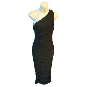 Elegant Black One-Shoulder midi dress Size Medium
#38
